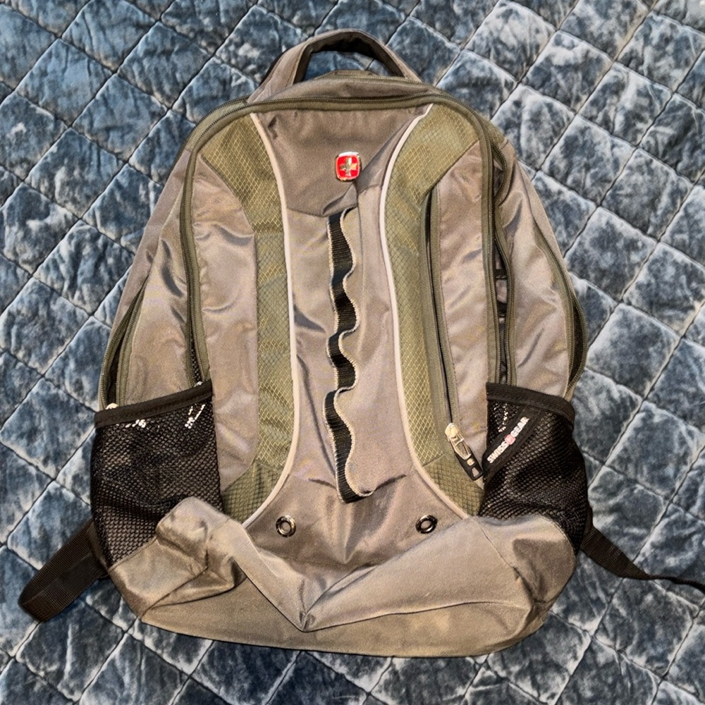 Swiss Backpack - image 1